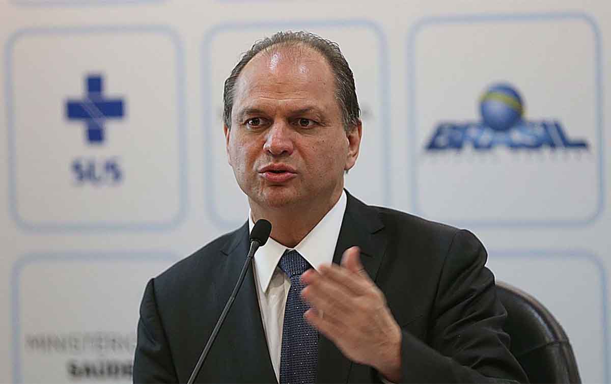 Ricardo Barros é ligado a farmacêutica que participa da compra da vacina mais cara do país